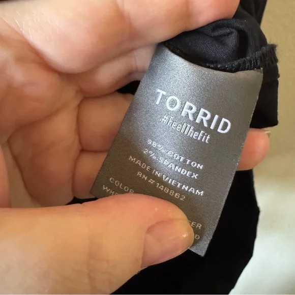 Torrid | 8 Inch Light Weight Twill Jumper Utility Romper - Picture 5 of 7